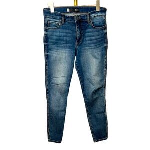 Kut from the Kloth medium wash skinny jeans size 4